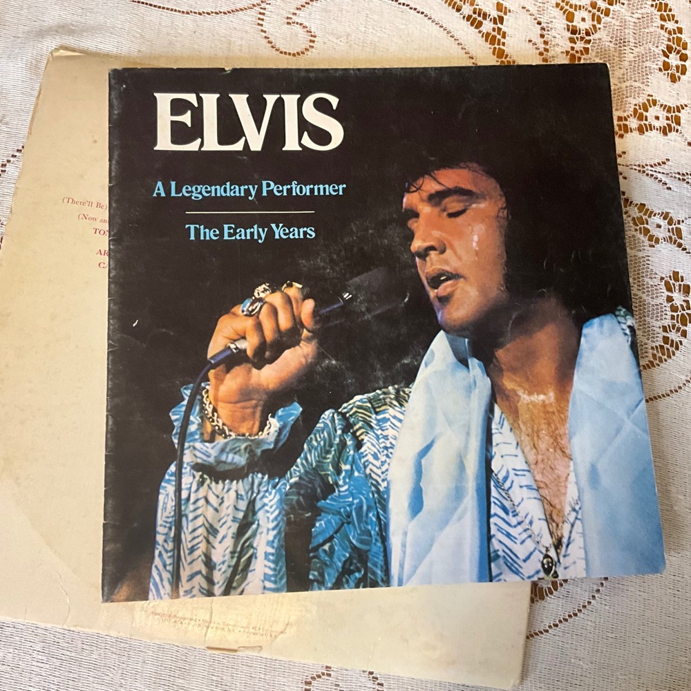Elvis Presley A Legendary Performer Vol 1 Vinyl LP RCA CPL1-0341 with Booklet - Picture 6 of 16